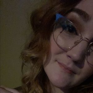 Meet your Posher, Ashlie